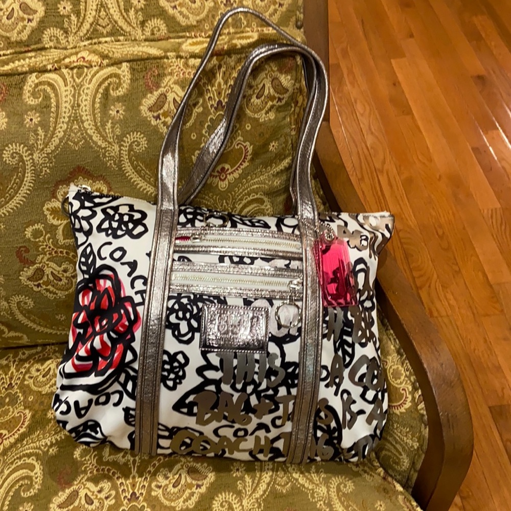 Coach Poppy Tote Bag - Rare find!